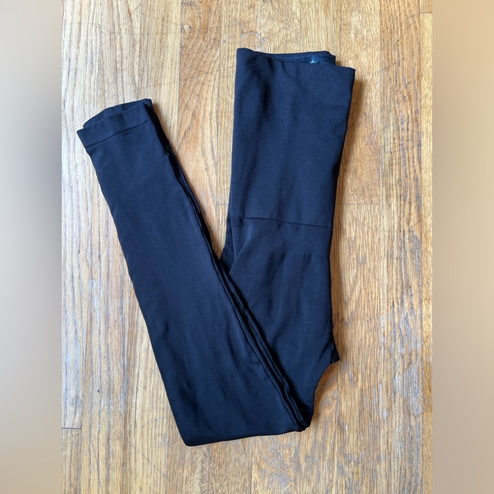 Seraphine Maternity Postpartum compression Leggings in Black